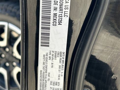 Used 2024 Jeep Compass Trailhawk image 32