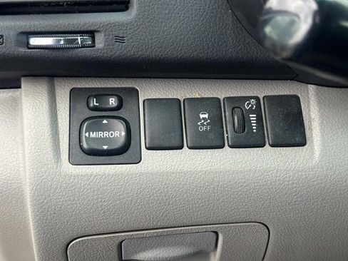 Used 2011 Toyota Highlander 2WD image 27