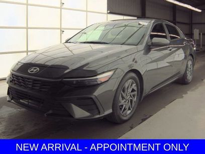 Used 2024 Hyundai Elantra SEL