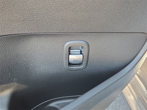 Used 2024 Mercedes-Benz C 300 4MATIC Sedan image 23