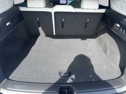 Used 2024 Buick Envision Avenir image 69