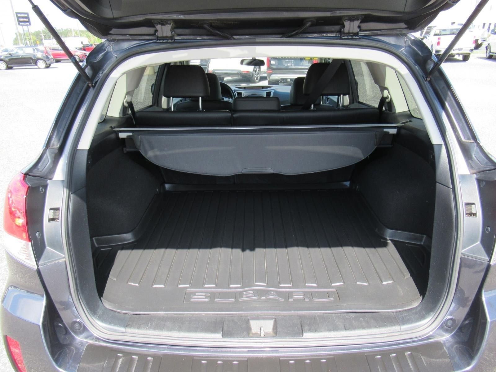 Used 2011 Subaru Outback 2.5i Limited AWD/4WD image 31