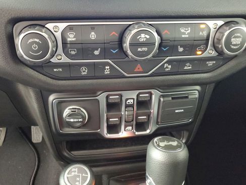 New 2026 Jeep Wrangler Sport S image 18