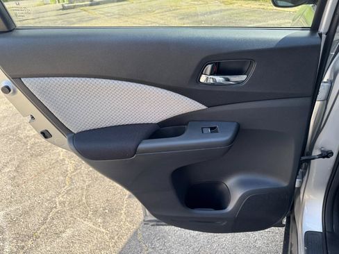 Used 2016 Honda CR-V EX image 14