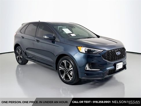 Used 2023 Ford Edge ST w/ Cargo Accessory Package image 3