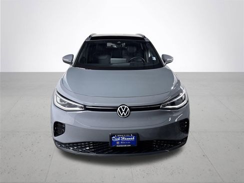 Used 2023 Volkswagen ID.4 Pro S image 3