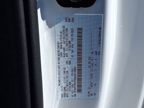 New 2025 Ford F550 4x4 Regular Cab Super Duty image 15