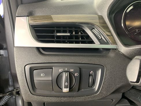 Used 2018 BMW X1 sDrive28i w/ Convenience Package FWD image 16