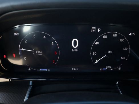 New 2026 Jeep Grand Wagoneer Summit w/ Premium Group III image 4