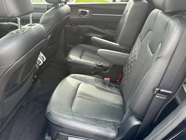 Used 2021 Kia Sorento SX Prestige AWD/4WD image 17