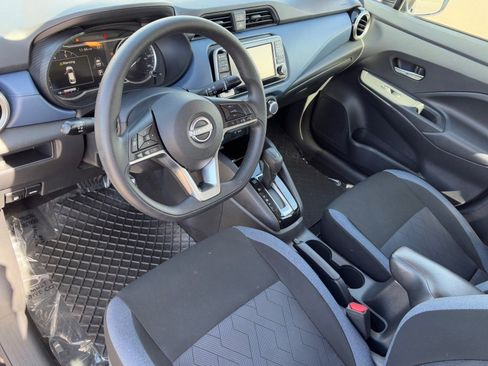 Certified 2025 Nissan Versa SV image 16