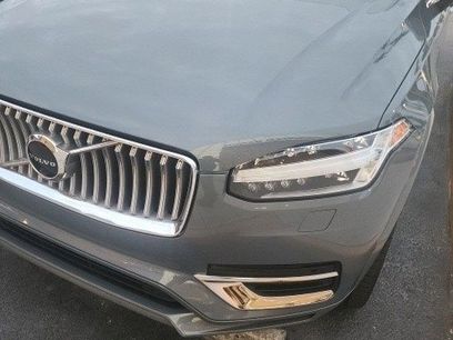 Used 2022 Volvo XC90 T8 Inscription