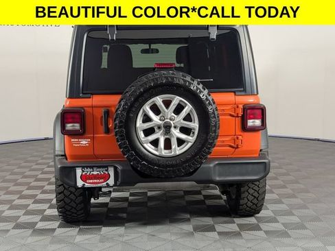 Used 2023 Jeep Wrangler Unlimited Sport AWD/4WD image 6