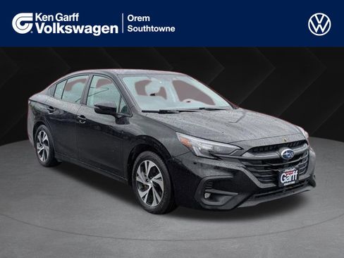 Used 2025 Subaru Legacy Premium AWD/4WD image 1