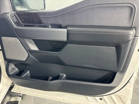 Used 2022 Ford F150 Lariat w/ Max Trailer Tow Package image 32