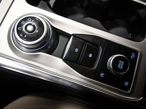 Used 2023 Ford Explorer XLT w/ Equipment Group 202A image 26