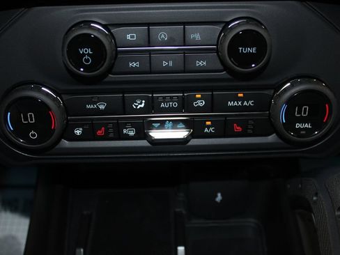 New 2026 Ford Bronco Outer Banks w/ Sasquatch Package AWD/4WD image 47