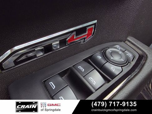 Used 2024 GMC Sierra 1500 AT4 w/ Technology Package AWD/4WD image 12