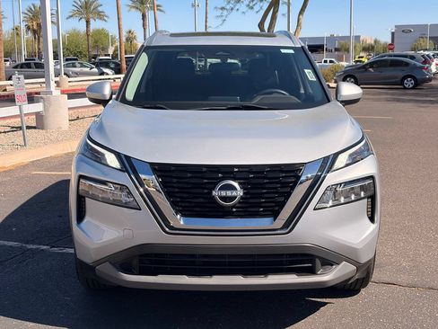 Certified 2023 Nissan Rogue SV w/ SV Premium B Package FWD image 9