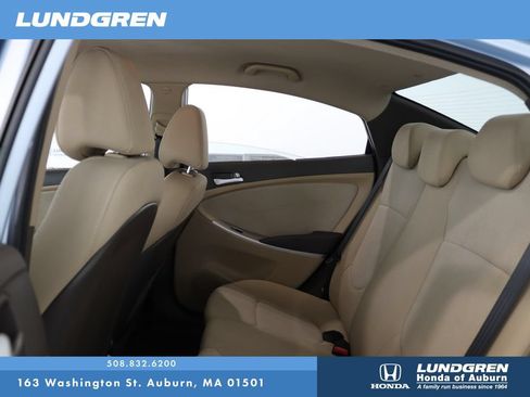 Used 2012 Hyundai Accent GLS w/ Comfort Pkg 2 FWD image 13