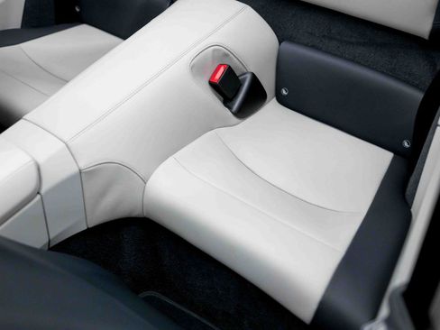 Used 2025 Porsche 911 Carrera S RWD image 45