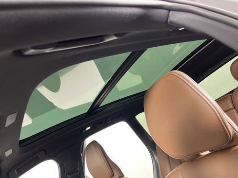 Used 2023 Volvo XC60 B5 Plus w/ Protection Package Premier image 28