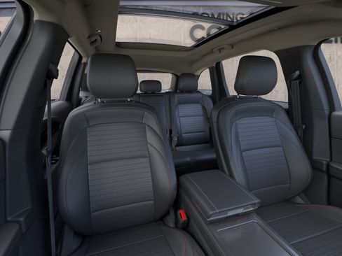 New 2026 Lincoln Nautilus Reserve w/ Jet Appearance Package AWD/4WD image 10
