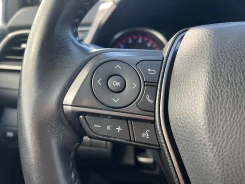 Used 2022 Toyota Camry XSE image 24