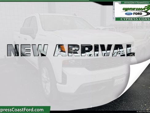 Used 2022 Chevrolet Silverado 1500 Custom image 1