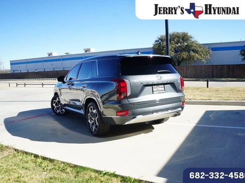 Used 2021 Hyundai Palisade Calligraphy image 5