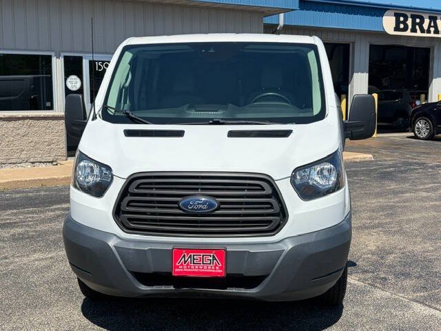 Used 2018 Ford Transit 250 130 Low Roof RWD image 9
