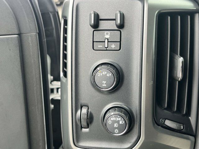 Used 2018 Chevrolet Silverado 2500 LT w/ All Star Edition AWD/4WD image 27