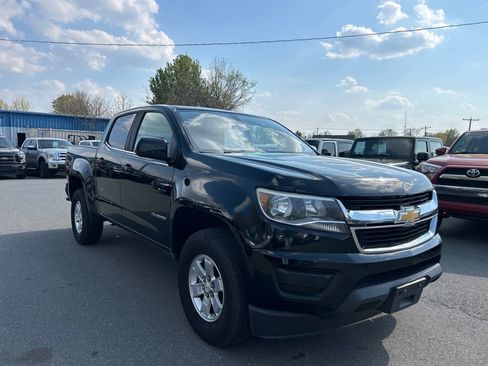 Used 2017 Chevrolet Colorado W/T w/ WT Convenience Package image 3