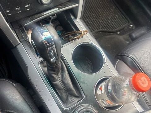 Used 2013 Ford Explorer XLT image 14