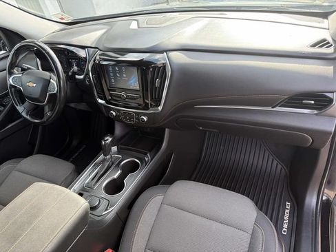 Used 2019 Chevrolet Traverse LT w/ LPO, Cargo Package FWD image 16