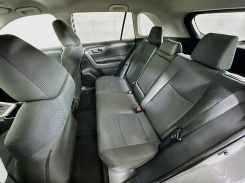 Used 2025 Toyota RAV4 LE AWD/4WD image 25