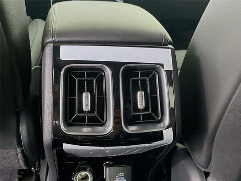 Certified 2024 Kia Sorento SX Prestige image 16