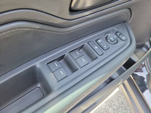 Certified 2026 Honda Odyssey EX-L image 9