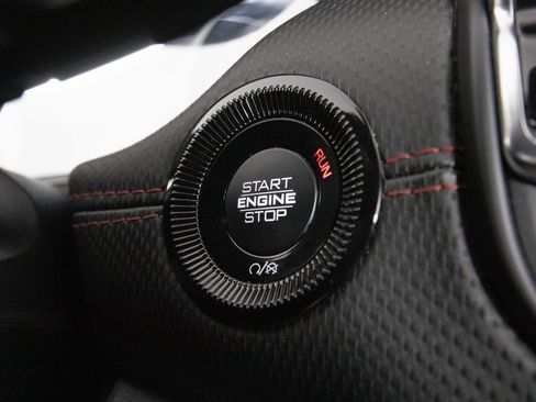 Used 2024 Jeep Compass Trailhawk image 23