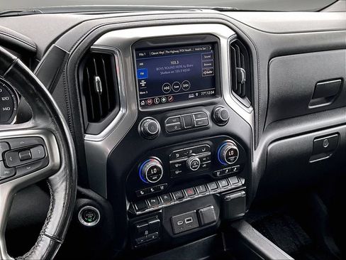Used 2019 Chevrolet Silverado 1500 LTZ w/ LTZ Plus Package AWD/4WD image 11