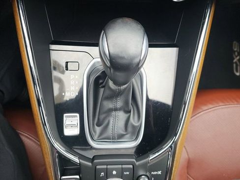 Used 2017 MAZDA CX-9 Signature image 33