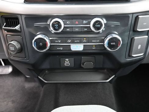Used 2025 Ford F150 XLT w/ Equipment Group 301A Standard RWD image 28