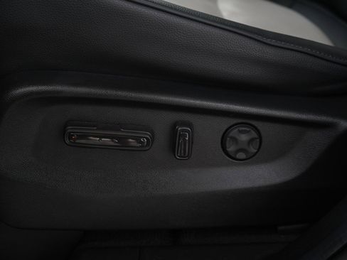 Used 2025 Honda Odyssey Elite image 34