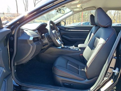 New 2026 Nissan Altima 2.5 SR AWD/4WD image 6
