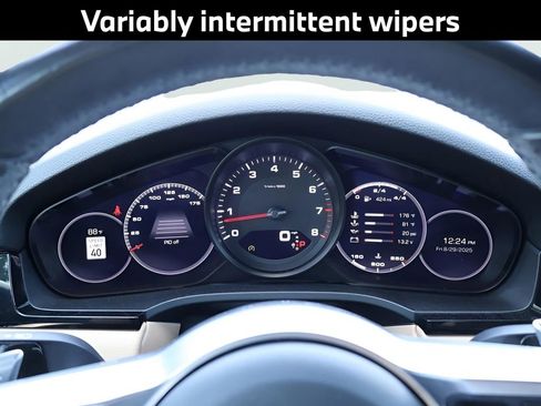 Used 2021 Porsche Cayenne image 28