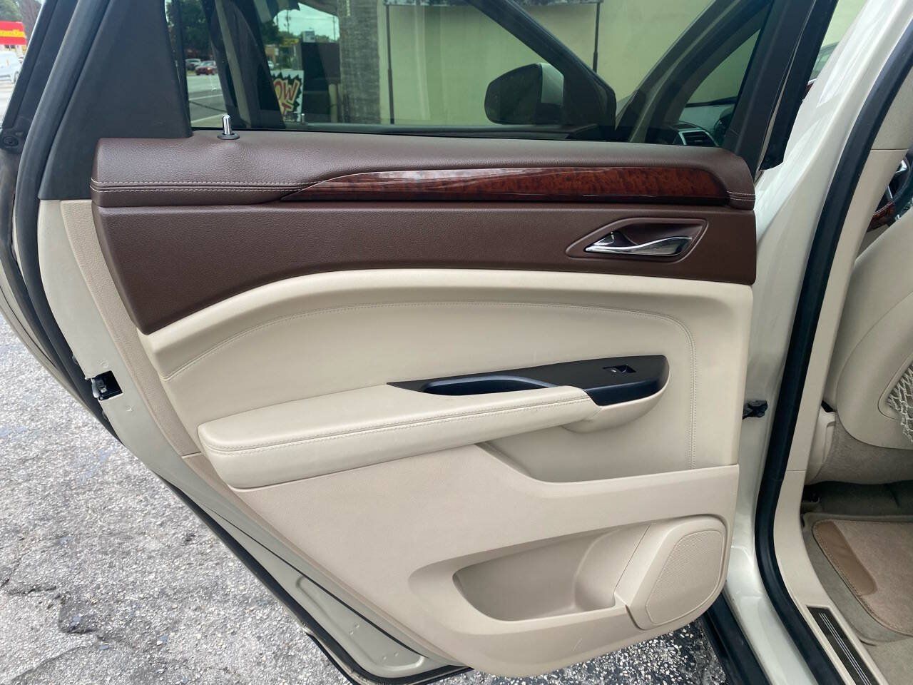 Used 2013 Cadillac SRX Luxury FWD image 20