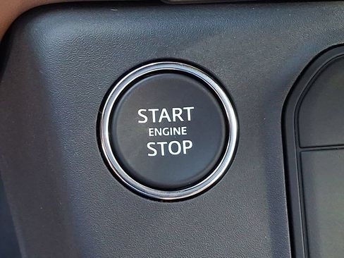 New 2026 Land Rover Defender 130 X-Dynamic SE AWD/4WD image 12