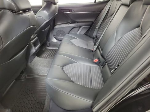 Used 2023 Toyota Camry SE FWD image 12