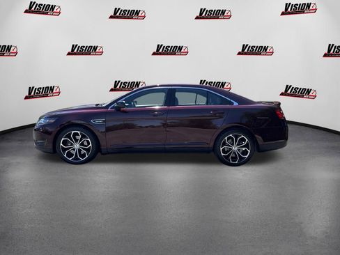 Used 2018 Ford Taurus SHO AWD/4WD image 8