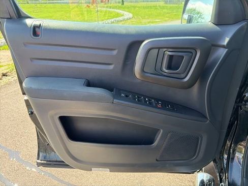 Used 2013 Honda Ridgeline Sport image 18